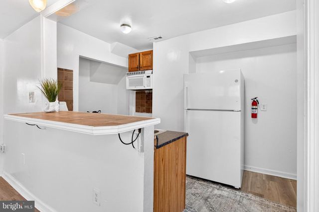 1118 STERLING, Linwood, PA 19061