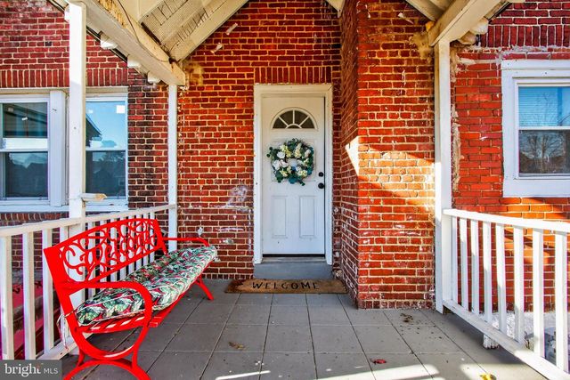 1118 STERLING, Linwood, PA 19061