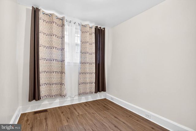 1118 STERLING, Linwood, PA 19061