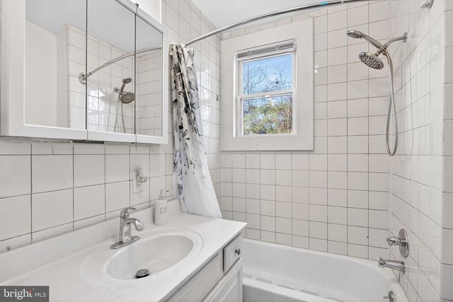 1118 STERLING, Linwood, PA 19061