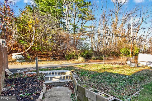 1118 STERLING, Linwood, PA 19061