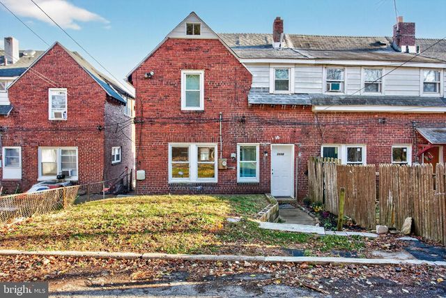 1118 STERLING, Linwood, PA 19061