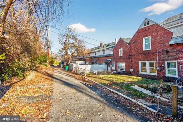 1118 STERLING, Linwood, PA 19061