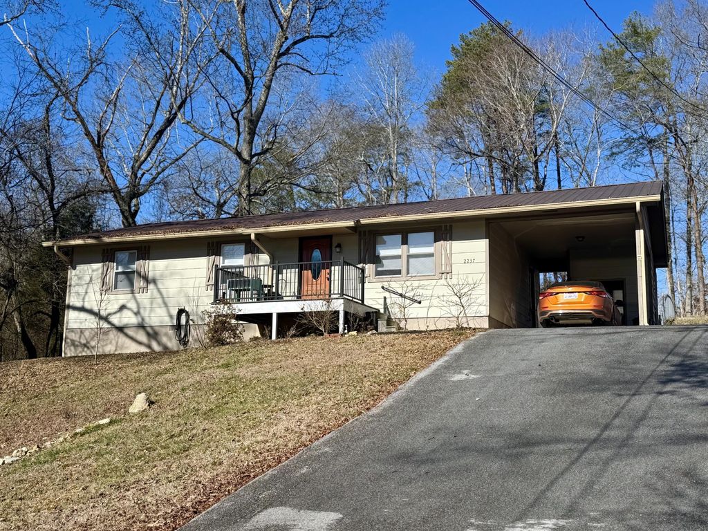 2237 Walnut Grove Church Road, Dayton, TN 37321