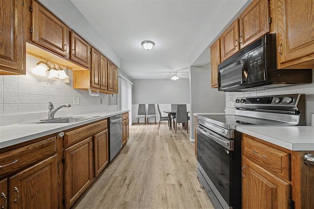 41520 Janet Circle 60, Clinton Township, MI 48038