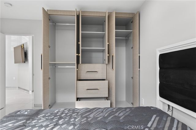 10510 Helendale, Tujunga, CA 91042