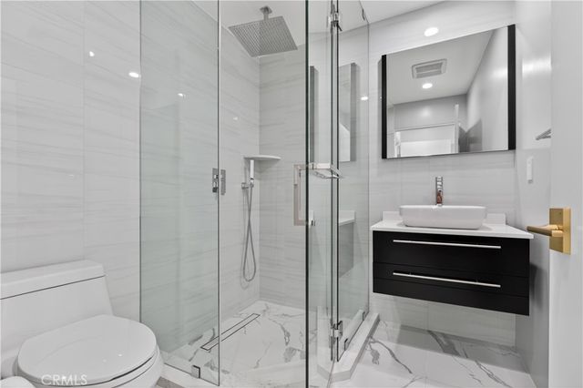 10510 Helendale, Tujunga, CA 91042