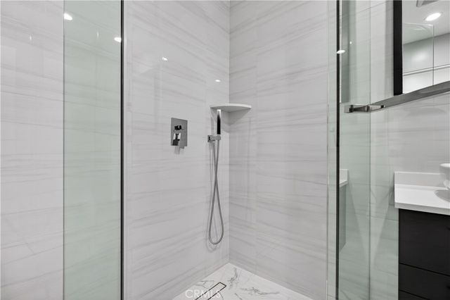 10510 Helendale, Tujunga, CA 91042