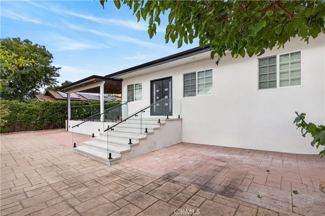 10510 Helendale, Tujunga, CA 91042