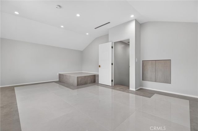 10510 Helendale, Tujunga, CA 91042