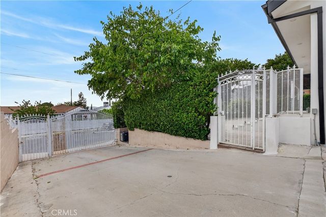10510 Helendale, Tujunga, CA 91042