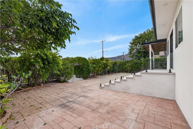 10510 Helendale, Tujunga, CA 91042