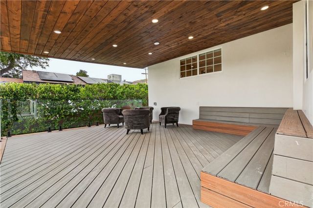 10510 Helendale, Tujunga, CA 91042