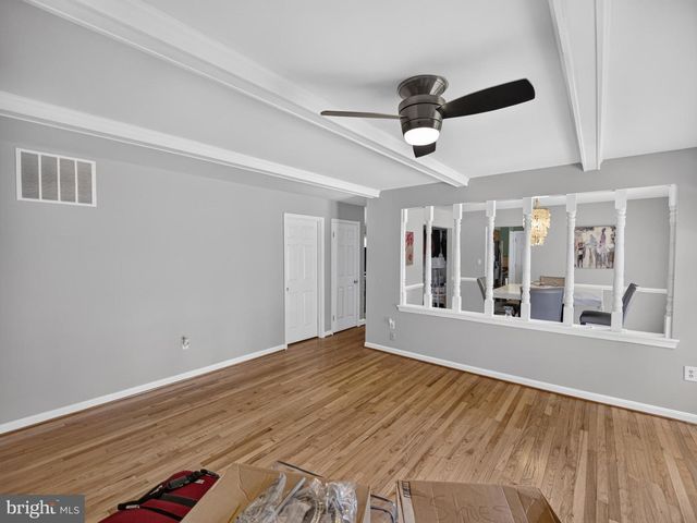 8411 THORNBERRY DR W, Upper Marlboro, MD 20772