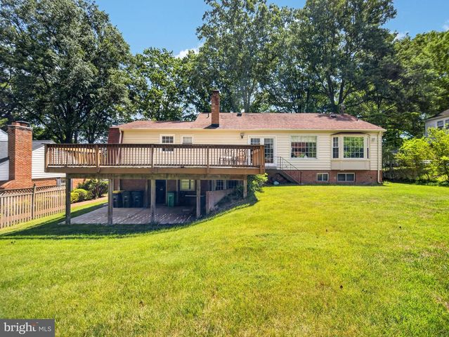 8411 THORNBERRY DR W, Upper Marlboro, MD 20772
