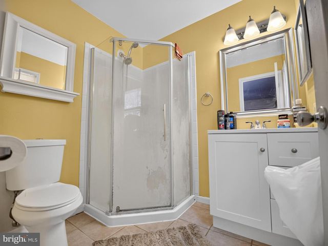 8411 THORNBERRY DR W, Upper Marlboro, MD 20772
