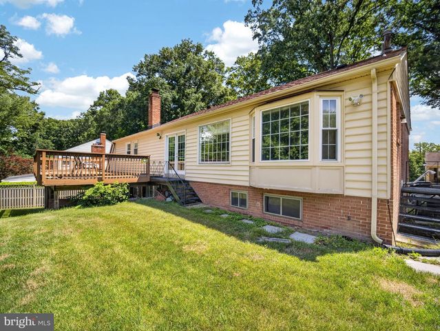 8411 THORNBERRY DR W, Upper Marlboro, MD 20772
