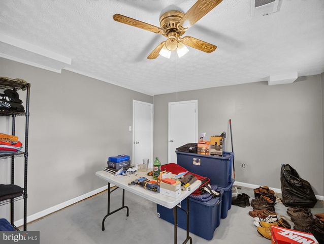 8411 THORNBERRY DR W, Upper Marlboro, MD 20772