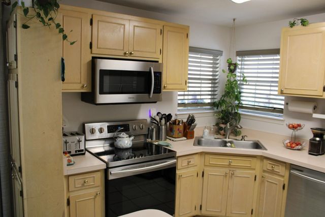 3107 Camelliawood Circle, Tallahassee, FL 32301