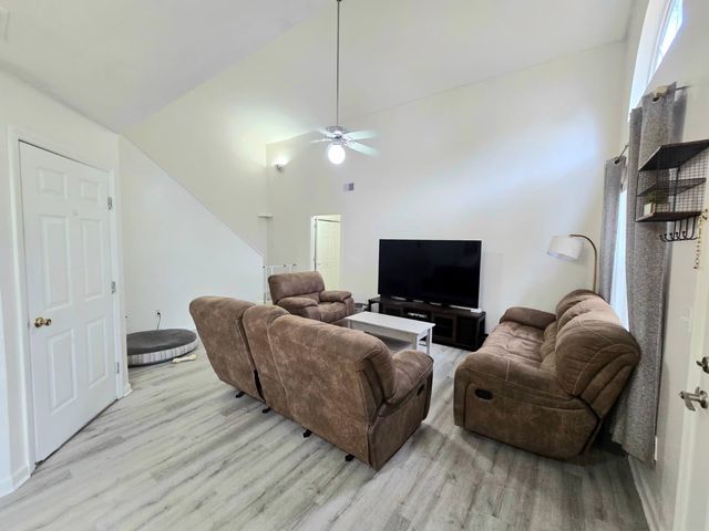 3107 Camelliawood Circle, Tallahassee, FL 32301