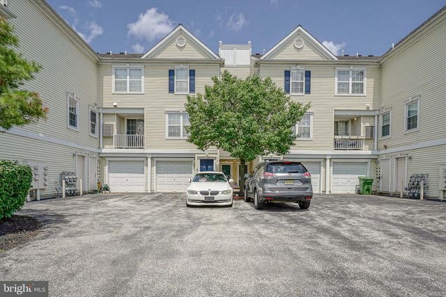 6201 RIVERFRONT DR, Palmyra, NJ 08065