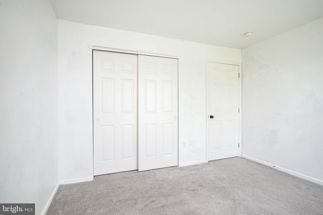 6201 RIVERFRONT DR, Palmyra, NJ 08065