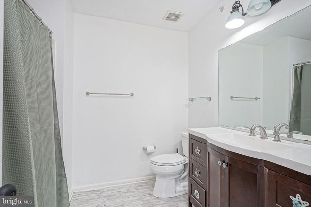 6201 RIVERFRONT DR, Palmyra, NJ 08065