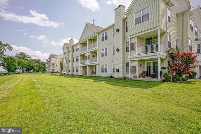 6201 RIVERFRONT DR, Palmyra, NJ 08065