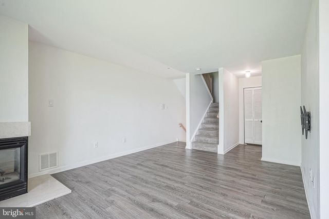 6201 RIVERFRONT DR, Palmyra, NJ 08065