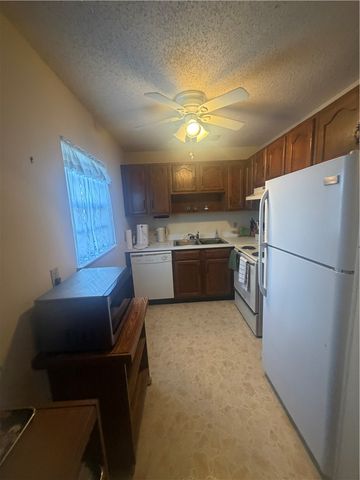 7 Vista Gardens Trail 103, Vero Beach, FL 32962