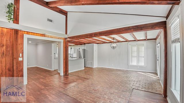 555 East Magnolia Street, Jesup, GA 31545