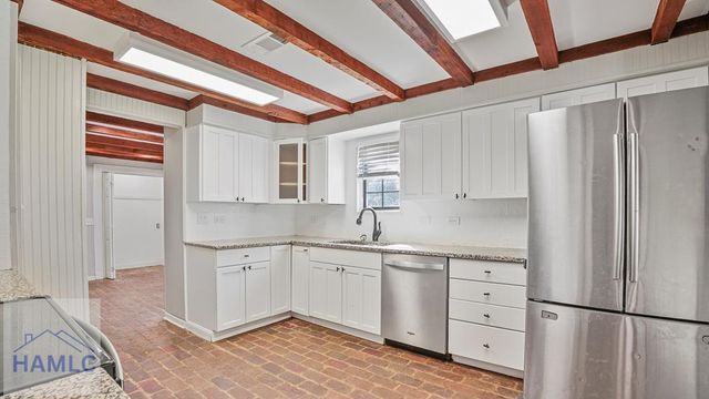 555 East Magnolia Street, Jesup, GA 31545