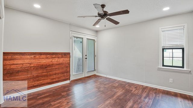 555 East Magnolia Street, Jesup, GA 31545