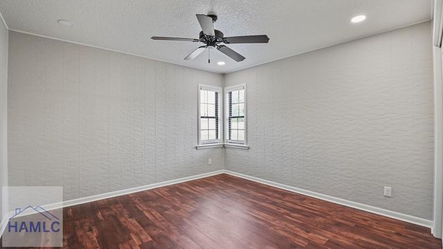 555 East Magnolia Street, Jesup, GA 31545