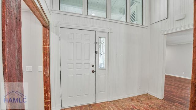 555 East Magnolia Street, Jesup, GA 31545