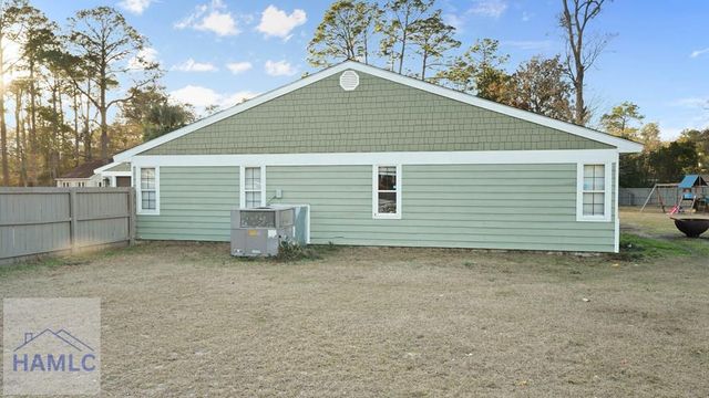 555 East Magnolia Street, Jesup, GA 31545