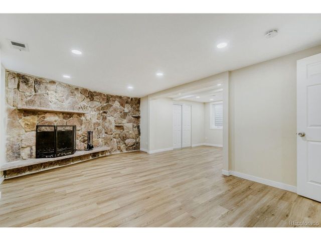 343 Galena St, Aurora, CO 80010