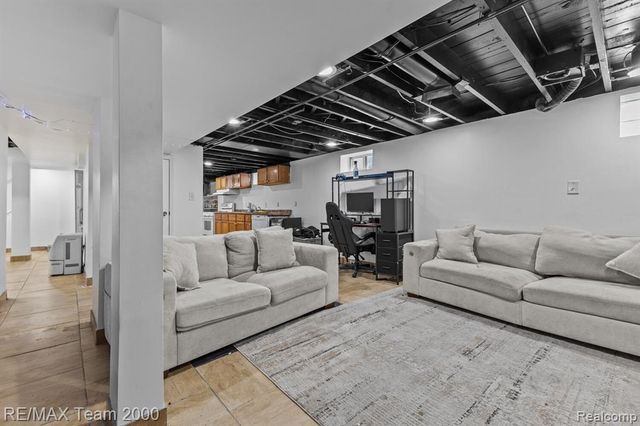 5280 Williamson Street, Dearborn, MI 48126