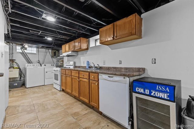 5280 Williamson Street, Dearborn, MI 48126
