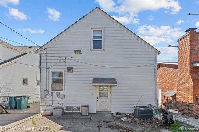 5280 Williamson Street, Dearborn, MI 48126