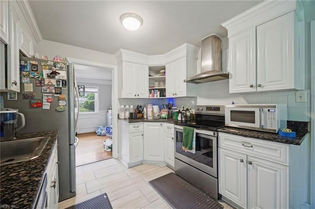 653 Edwin DR, Virginia Beach, VA 23462