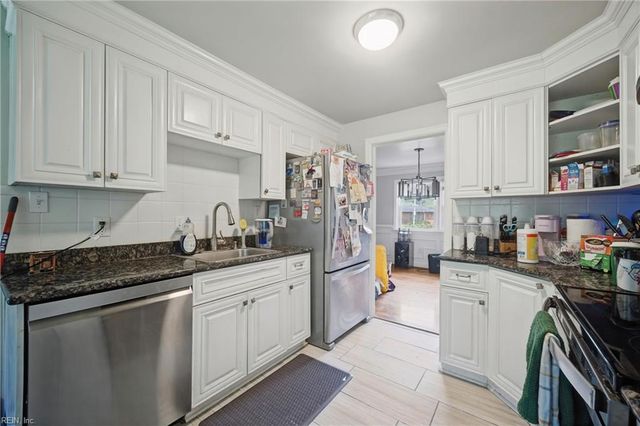 653 Edwin DR, Virginia Beach, VA 23462