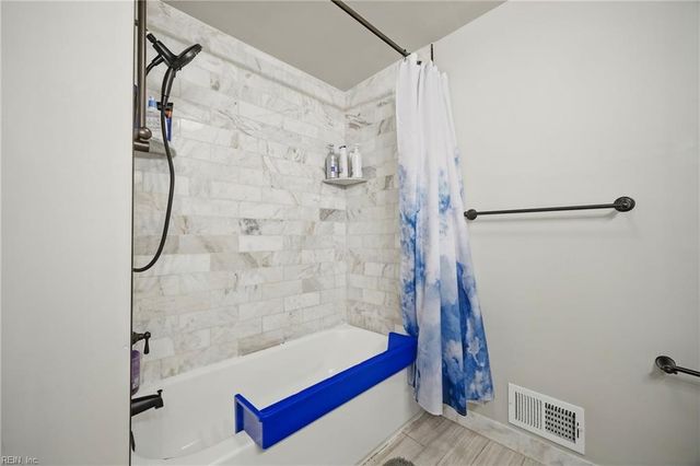 653 Edwin DR, Virginia Beach, VA 23462