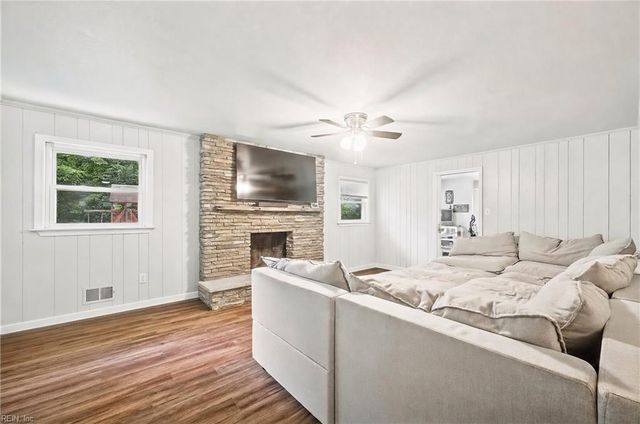 653 Edwin DR, Virginia Beach, VA 23462