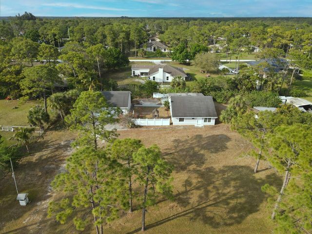 17851 68th Street N, Loxahatchee, FL 33470