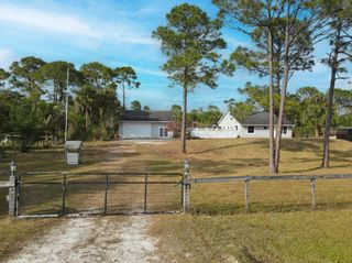 17851 68th Street N, Loxahatchee, FL 33470