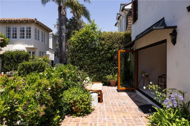 111 Via Ravenna, Newport Beach, CA 92663