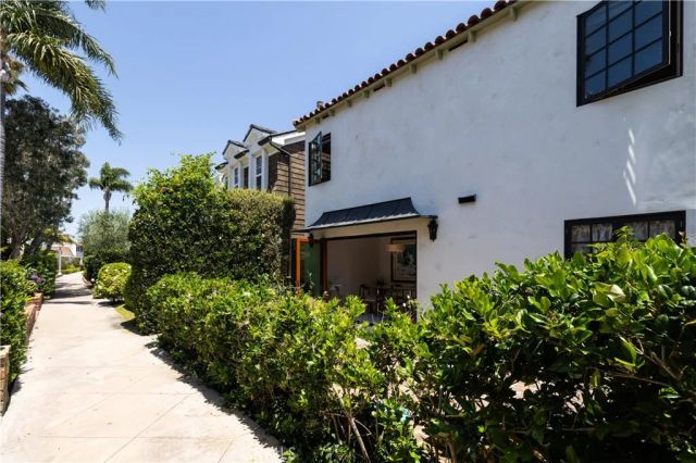 111 Via Ravenna, Newport Beach, CA 92663