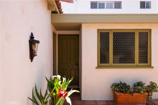 111 Via Ravenna, Newport Beach, CA 92663