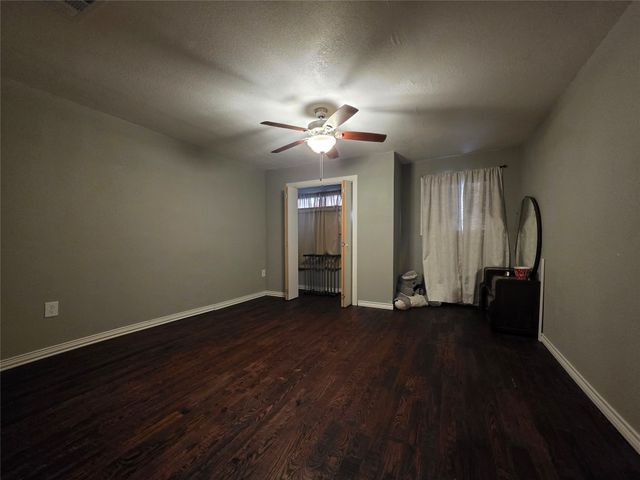 409 E Houston Street, Mexia, TX 76667